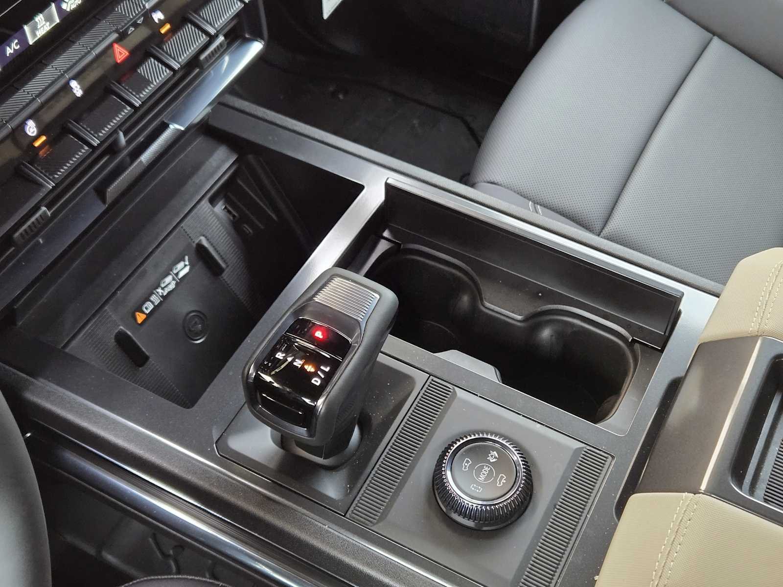 2026 GMC HUMMER EV 2X - Photo 14