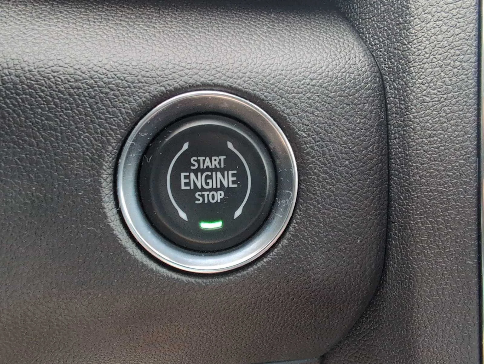2025 GMC Acadia Elevation - Photo 17