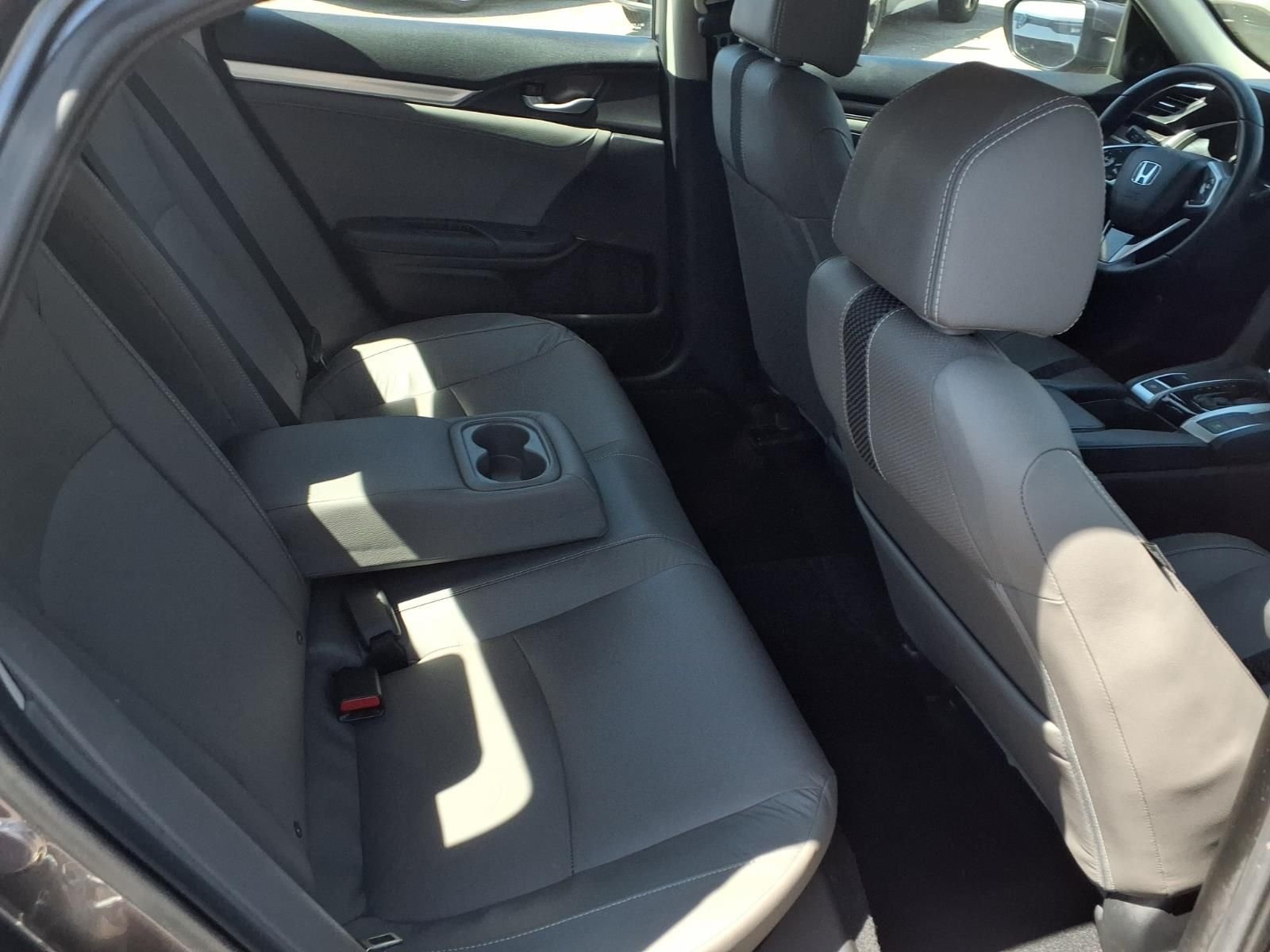Used 2020  Honda EX-L image 21