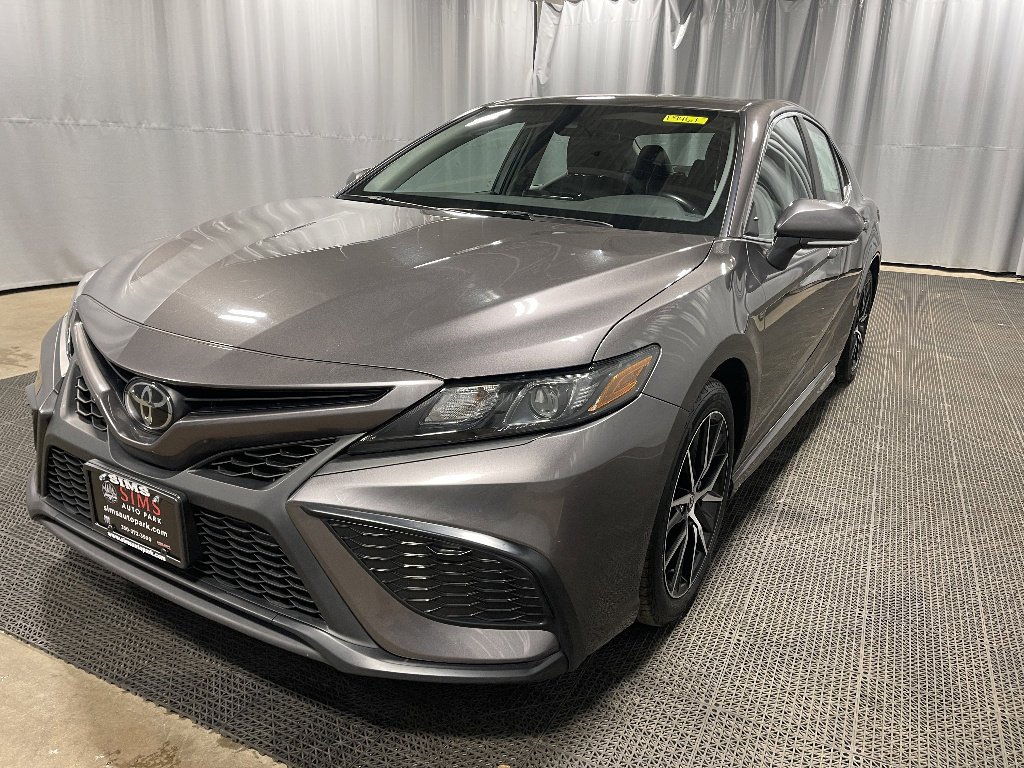Used 2023 Predawn Gray Mica Toyota SE image 5