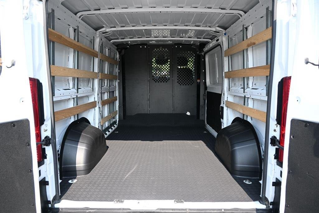 Used 2025 Bright White Clearcoat Ram Tradesman image 28
