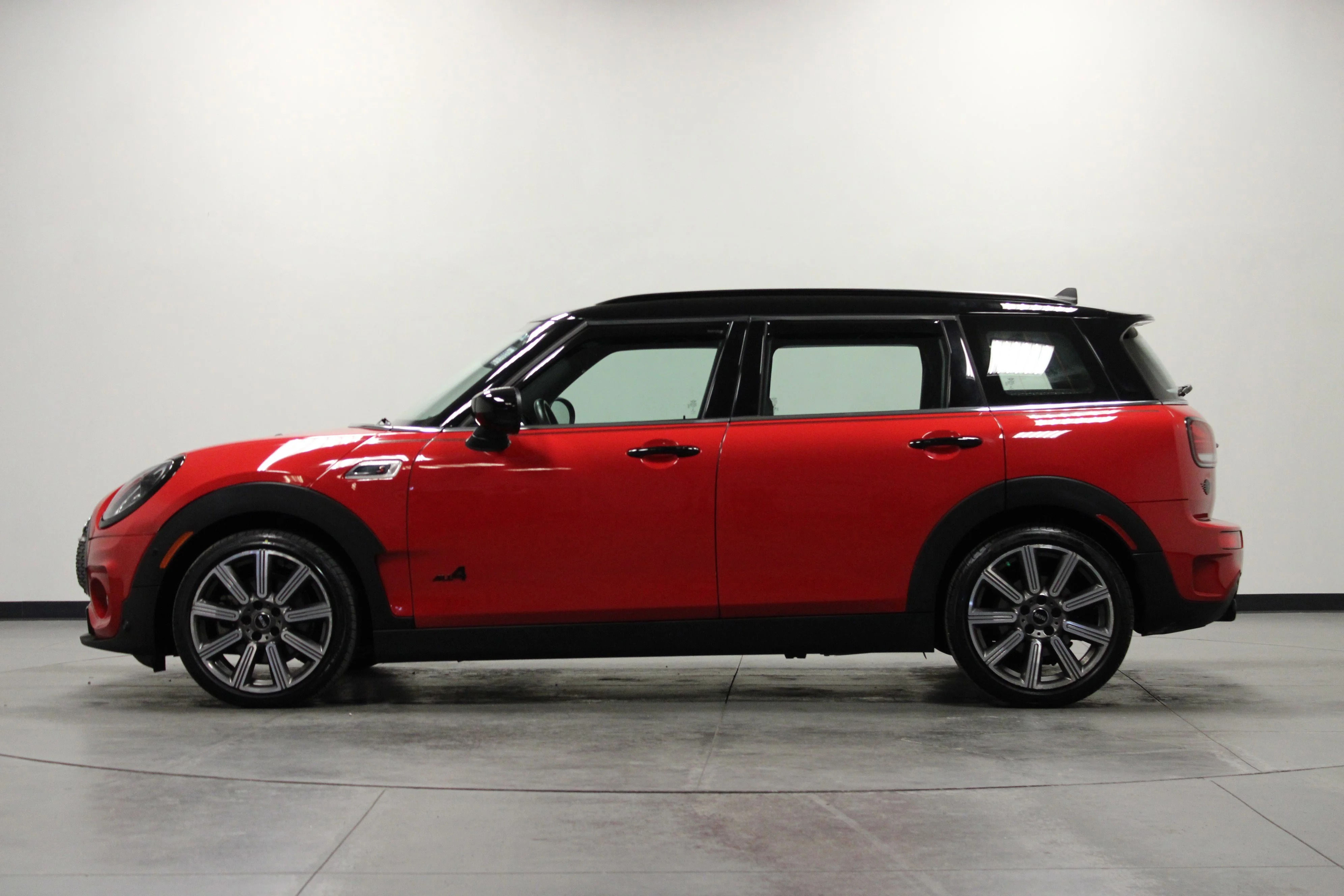 Used 2023 Chili Red MINI Cooper S image 7