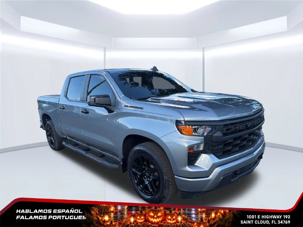 Used 2025 Sterling Gray Metallic Chevrolet Custom image 7