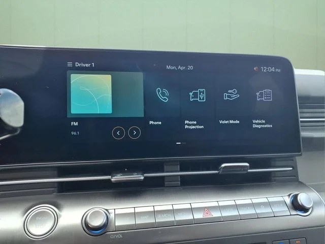 Used 2025 Red Hyundai SEL image 25