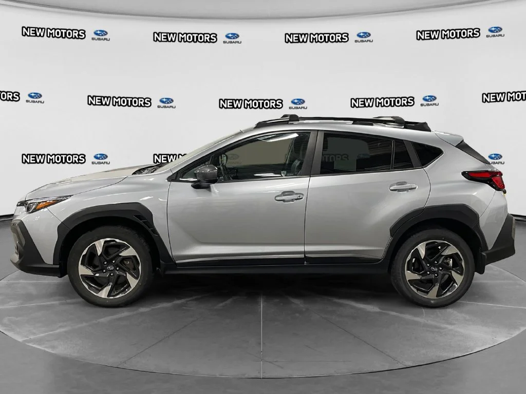 Used 2024 Ice Silver Metallic Subaru Limited image 2