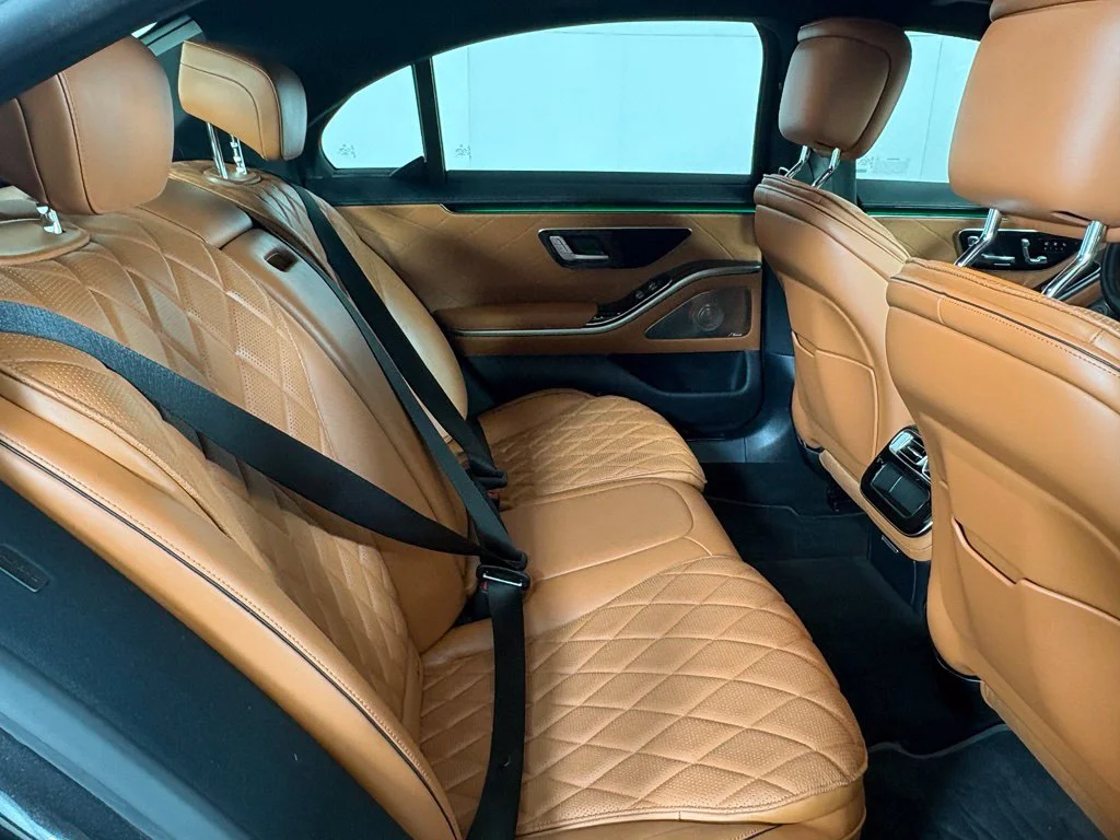 Used 2023 Gray Mercedes-Benz S 500 image 17