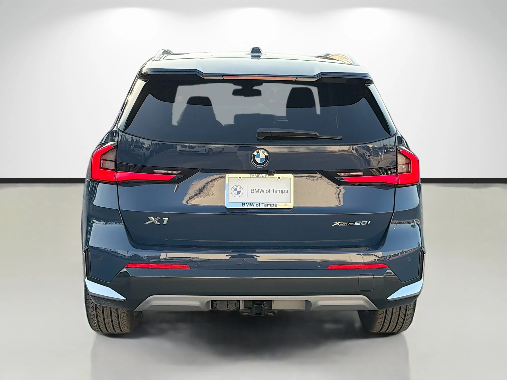 New 2026 Night Dusk Blue Metallic BMW xDrive28i image 4