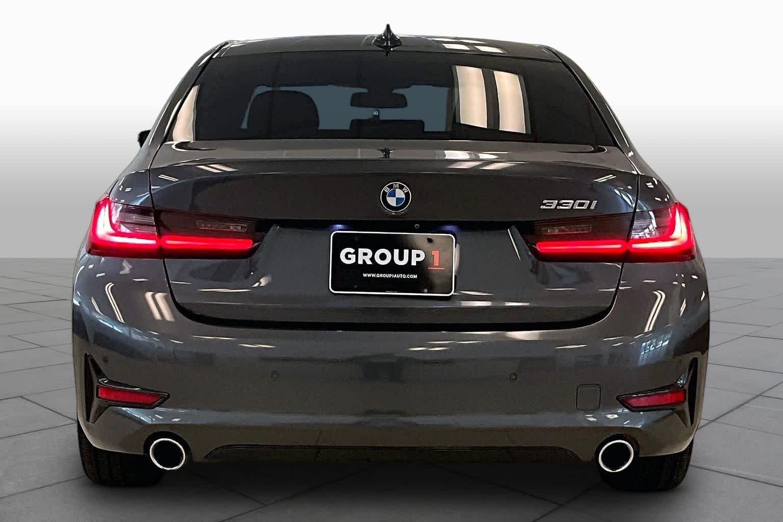 Used 2021 Mineral Gray Metallic BMW 330i image 4
