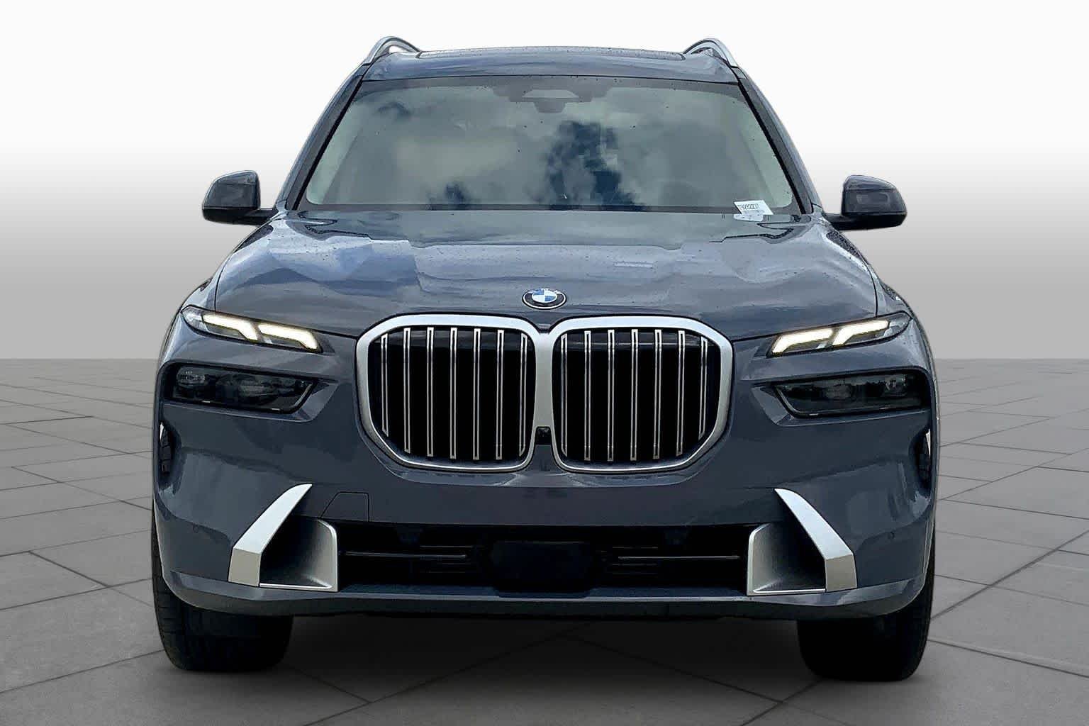 Used 2026 Sparkling Copper Metallic BMW xDrive40i image 6