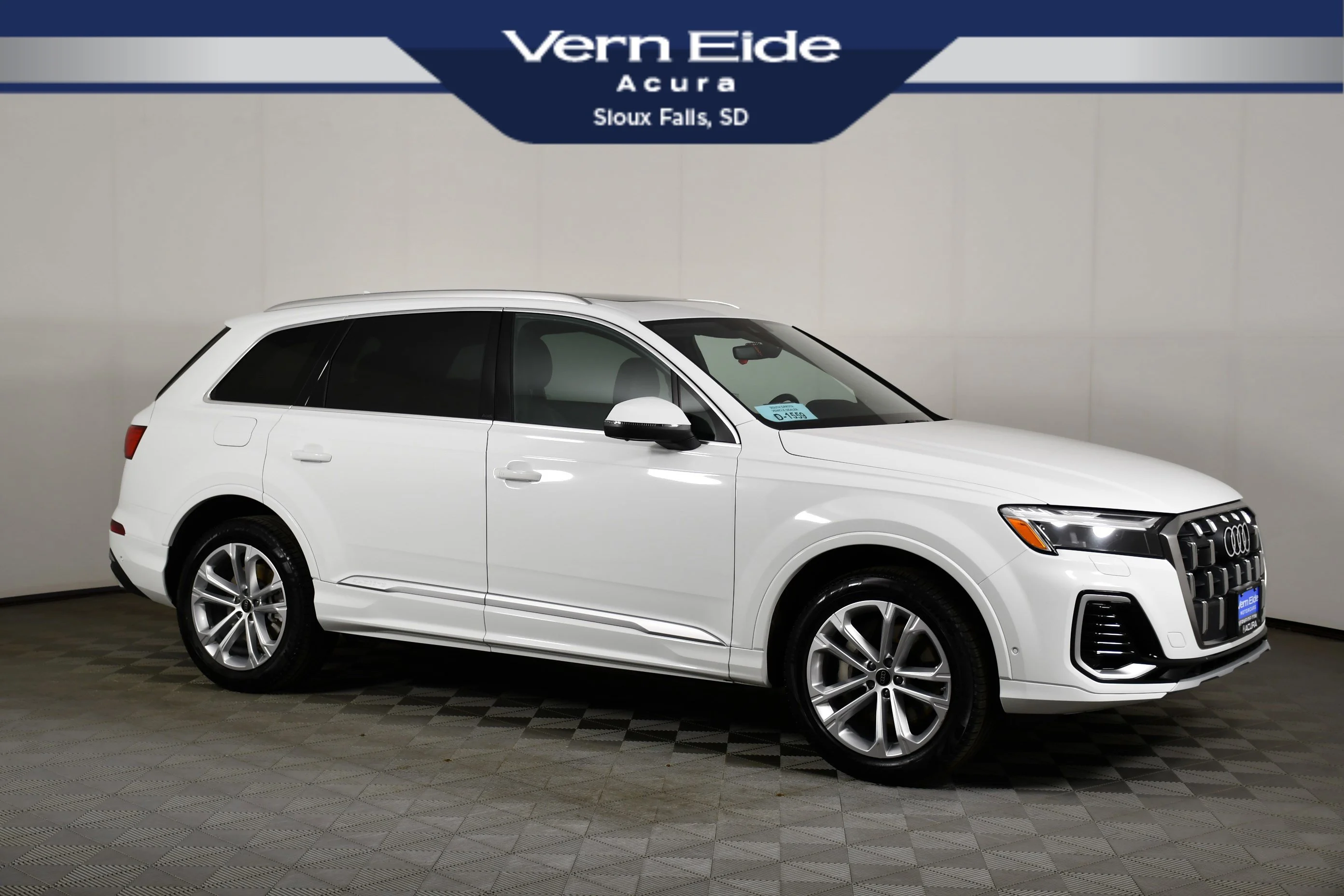 2025 Audi Q7 55 Premium Plus quattro Tiptronic's photo