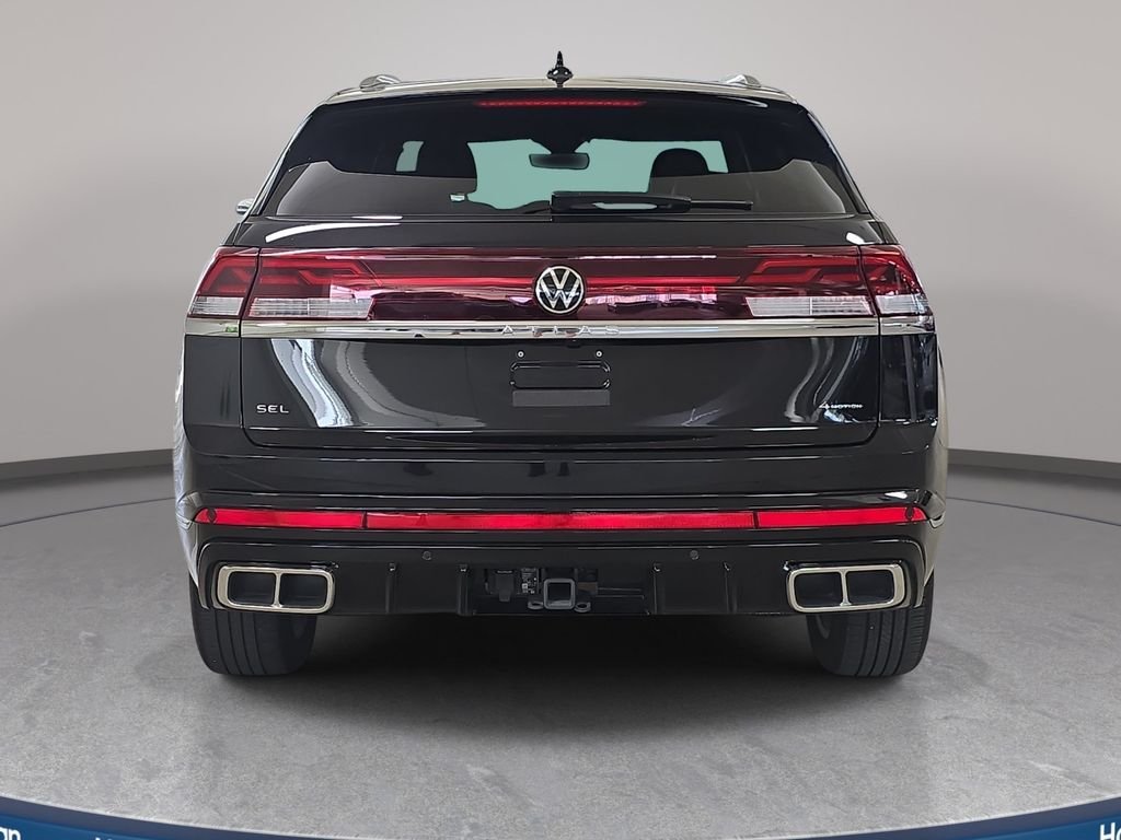 Used 2024  Volkswagen 2.0T SEL R-Line image 8
