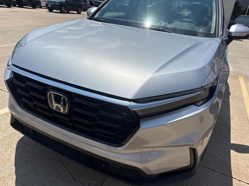 Used 2024 Alabaster Silver Metallic Honda EX image 1