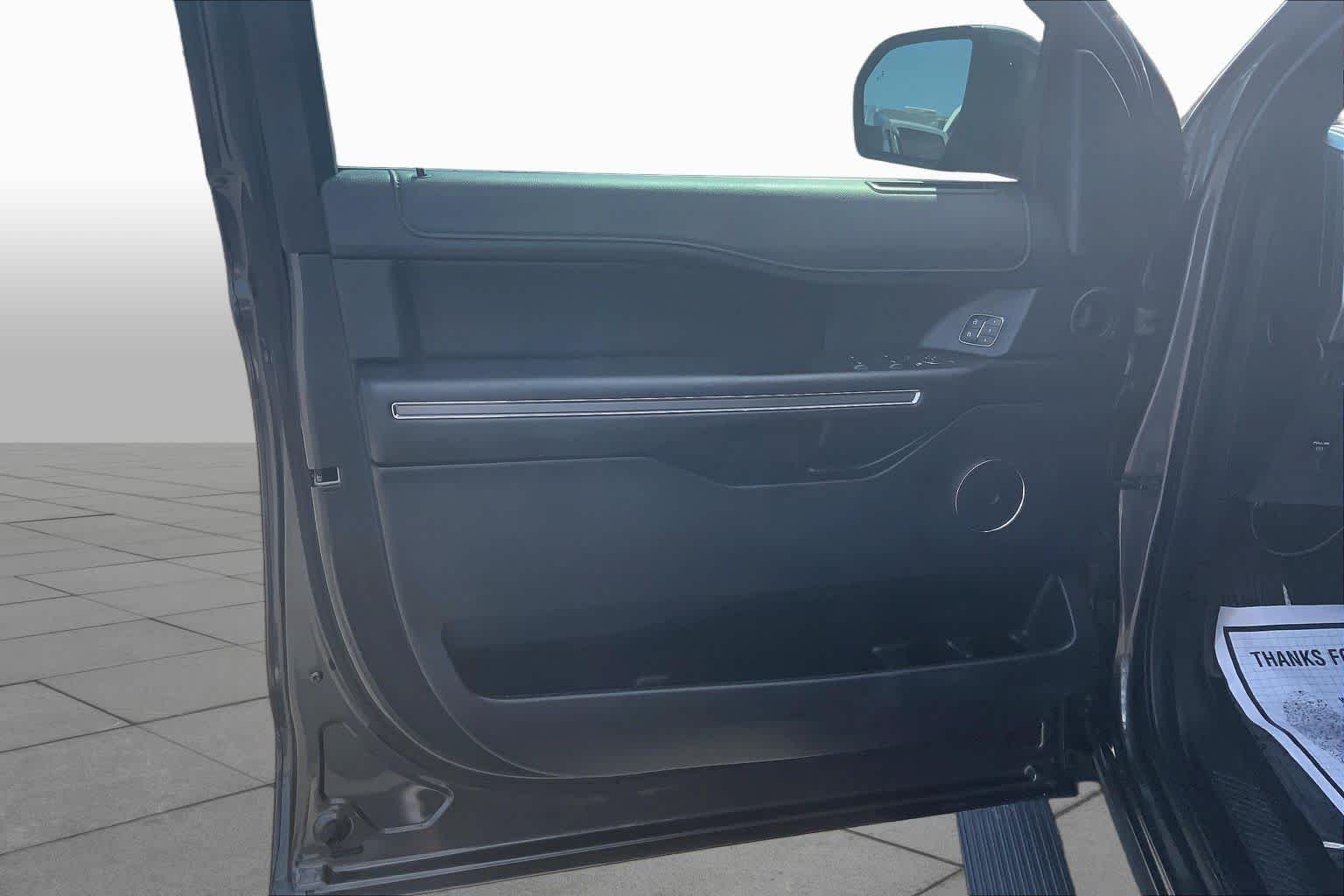 Used 2020 Magnetic Metallic Ford XLT image 21