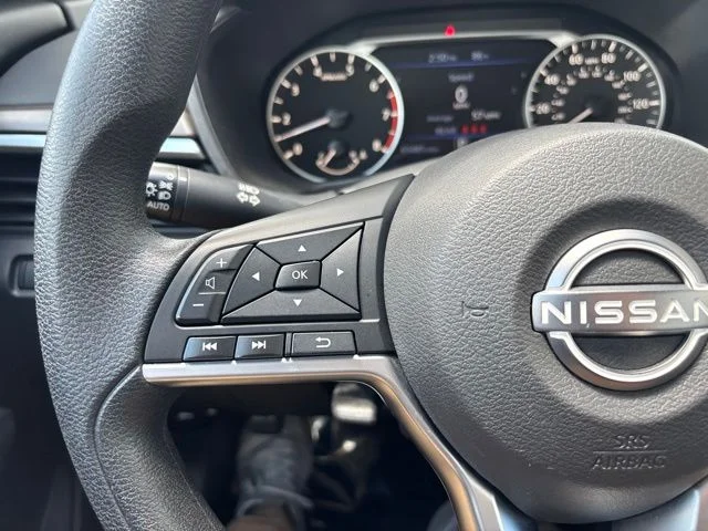 Used 2024 Garnet Pearl Nissan 2.5 SV image 19