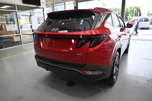 Used 2023 Red Hyundai SEL image 5
