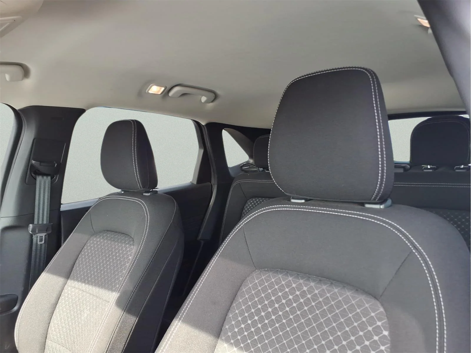 Used 2023 Oxford White Ford Active image 16