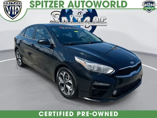 2021 Kia Forte LXS AT's photo