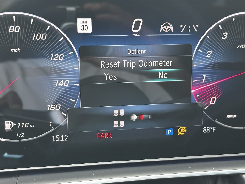 New 2026 MANUFAKTUR Silicon Grey Mercedes-Benz GLS 450 image 68