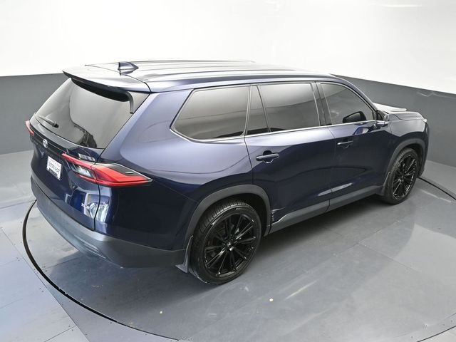 Used 2024  Toyota XLE image 46
