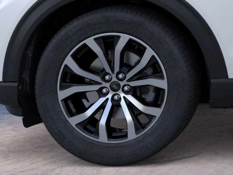 New 2026 Star White Metallic Tri-Coat Ford ST-Line image 19