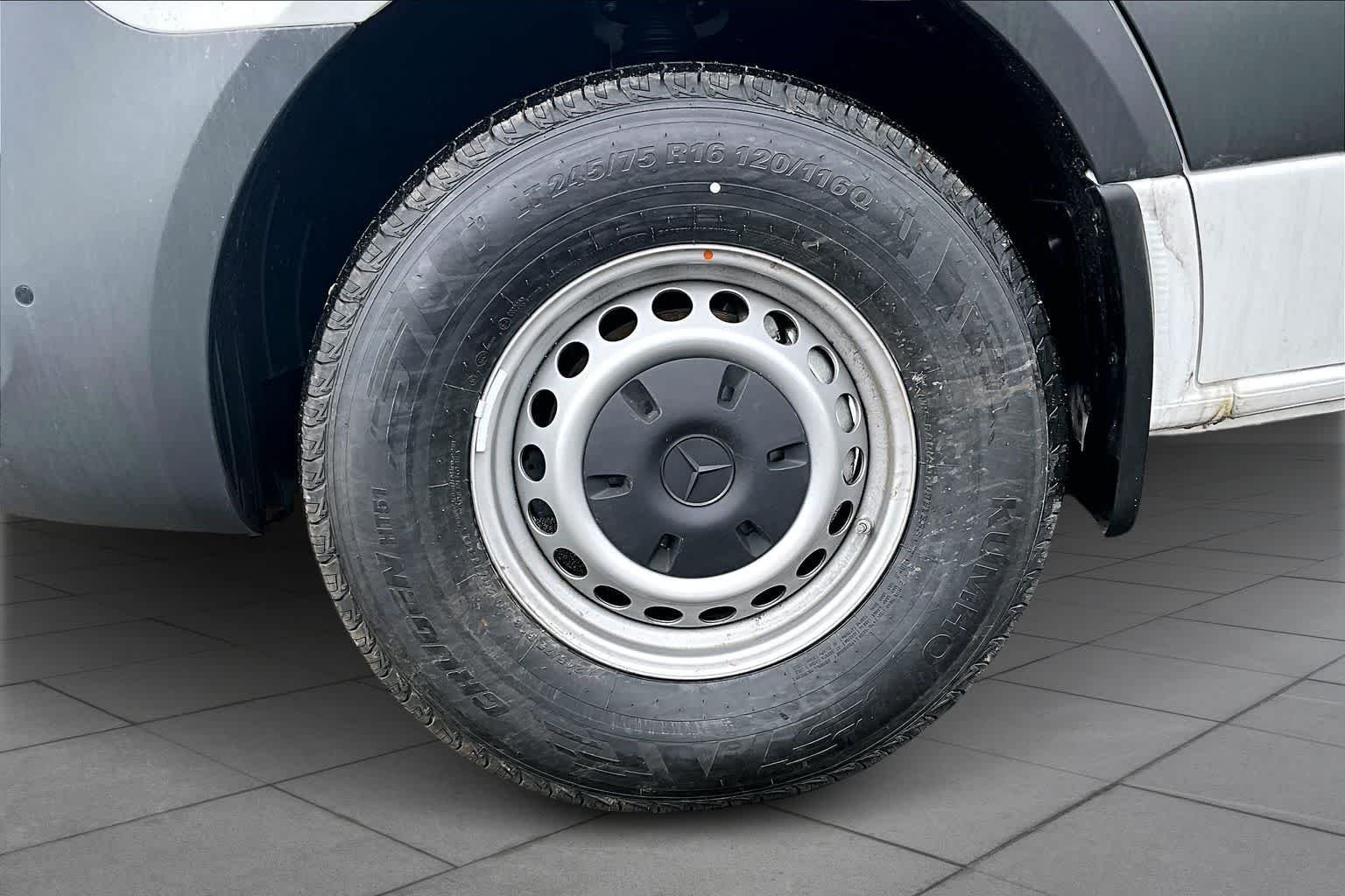New 2026 Arctic White Mercedes-Benz  image 18