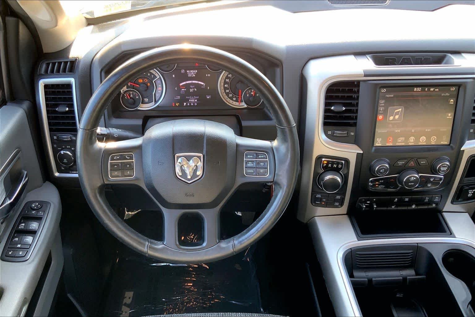 Used 2017 Brilliant Black Crystal Pearlcoat Ram Big Horn image 6