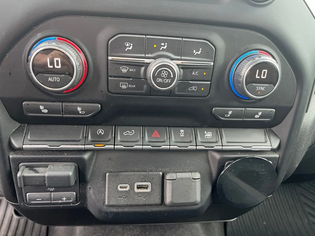 Used 2019 Black Chevrolet LT image 16