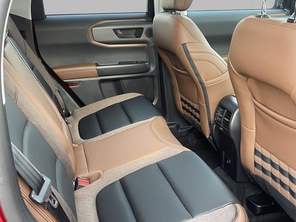 New 2025 Ruby Red Metallic Tinted Clearcoat Ford Outer Banks® image 20
