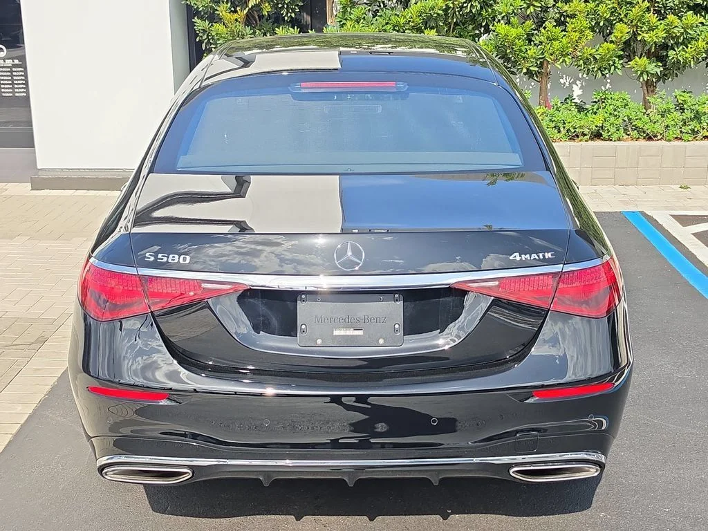 Used 2023 Black Mercedes-Benz S 580 image 5