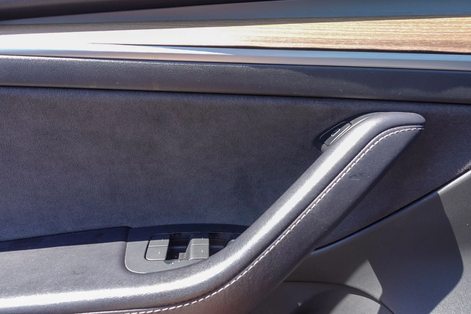 Used 2023 Midnight Silver Metallic Tesla Base image 15