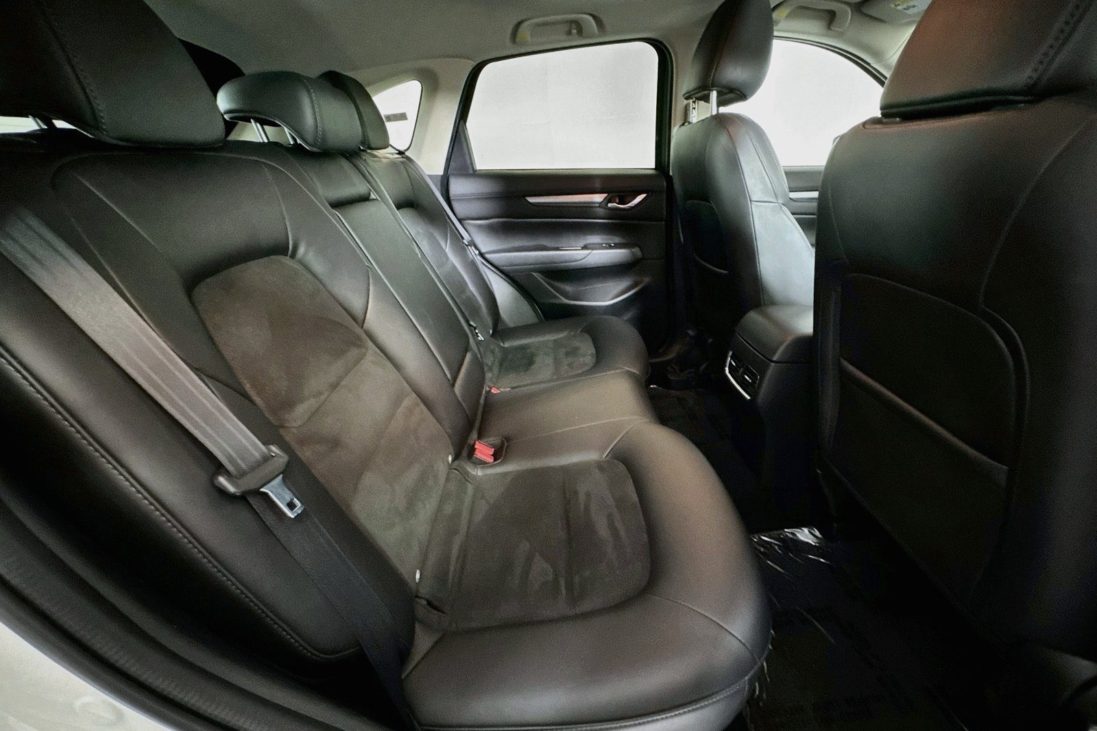 Used 2019 Snowflake White Pearl Mica Mazda Touring image 26