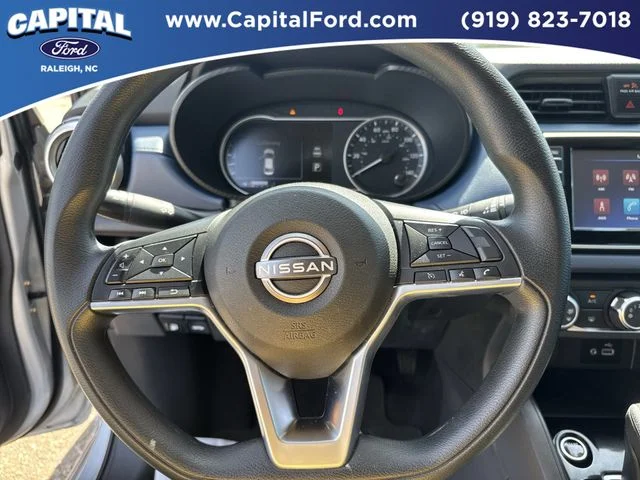 Used 2025 Silver Nissan 1.6 SV image 23