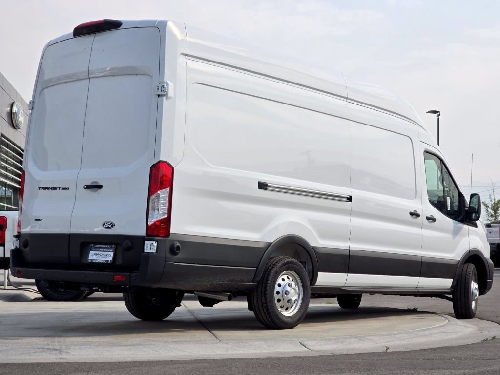 New 2026 Oxford White Ford XL image 22