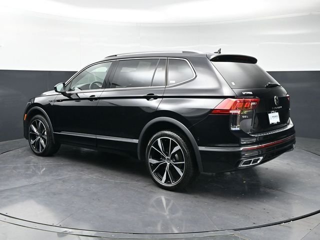 Used 2024 Deep Black Pearl Volkswagen 2.0T SEL R-Line image 7
