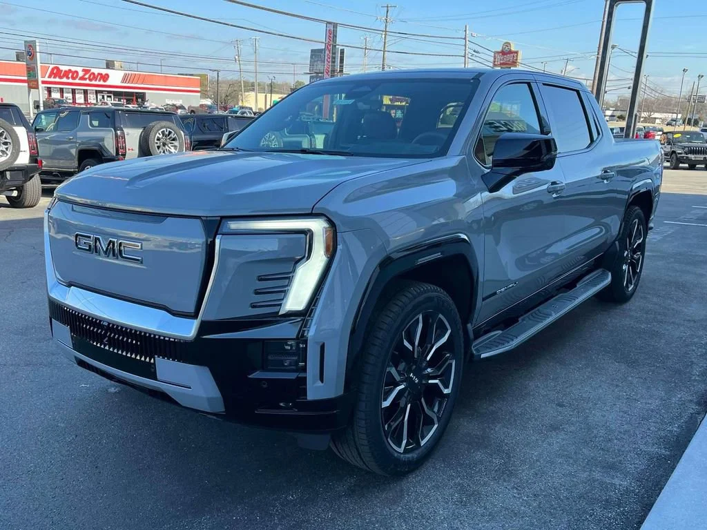 2025 GMC Sierra EV Denali - Photo 7