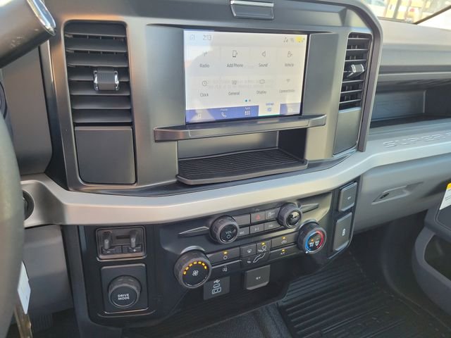 2025 Ford F-350 Super Duty XL - Photo 8