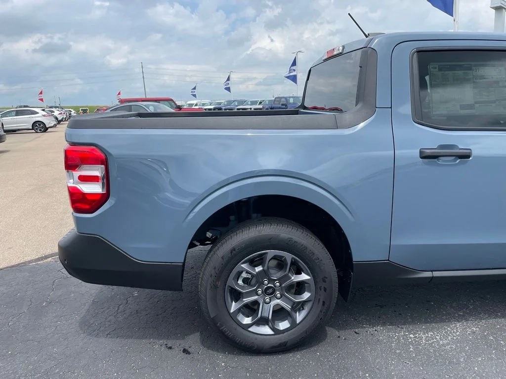 New 2026 Azure Gray Metallic Tri-Coat Ford XLT image 37