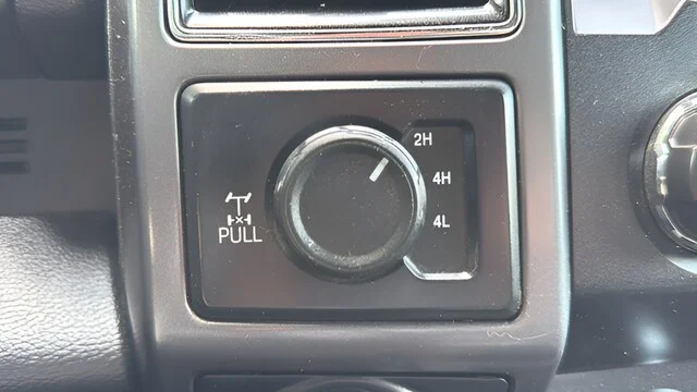 Used 2019  Ford  image 26
