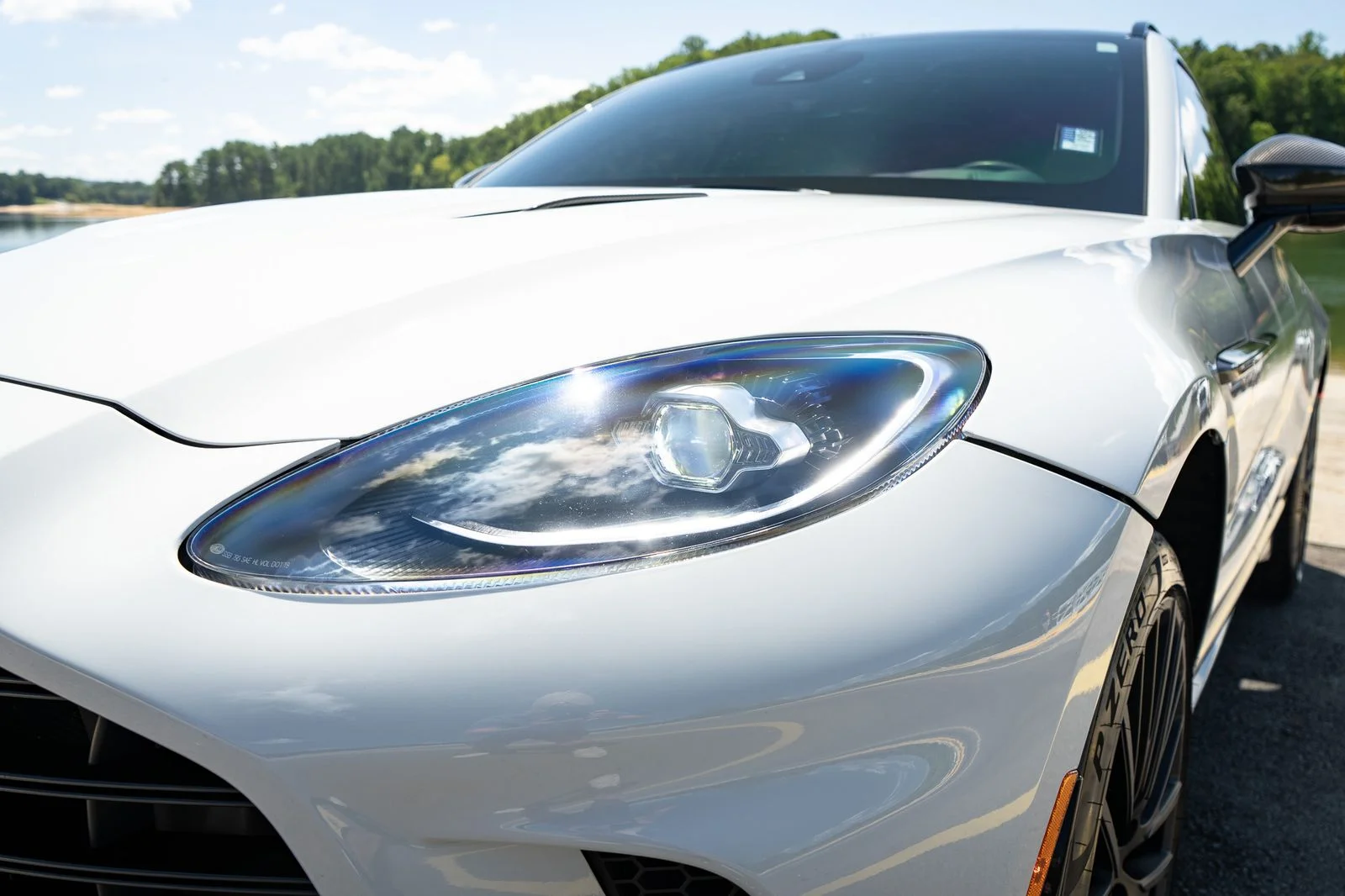 Used 2023 Silver Aston Martin 707 image 9