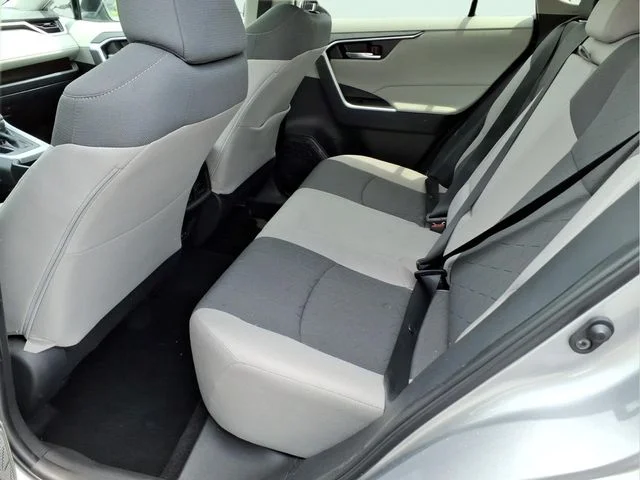 Used 2025 Silver Toyota XLE image 18