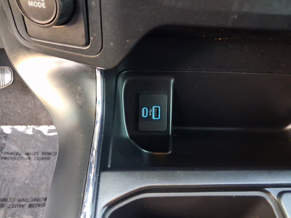 Used 2023 White Ford XL image 21