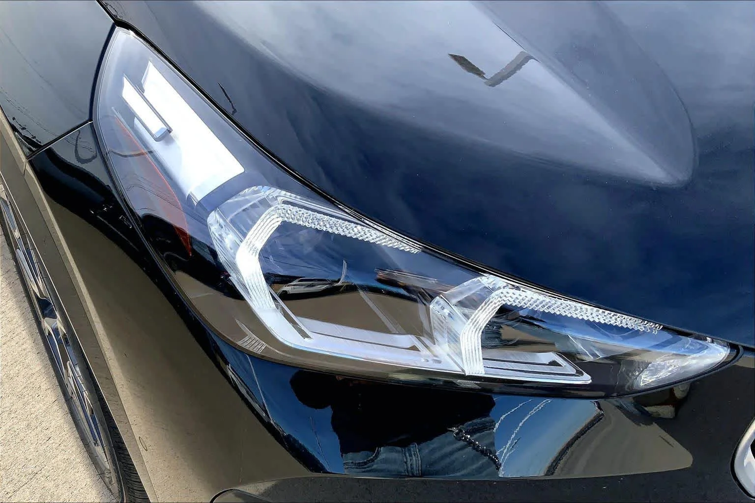 New 2026 Black Sapphire Metallic BMW xDrive28i image 13