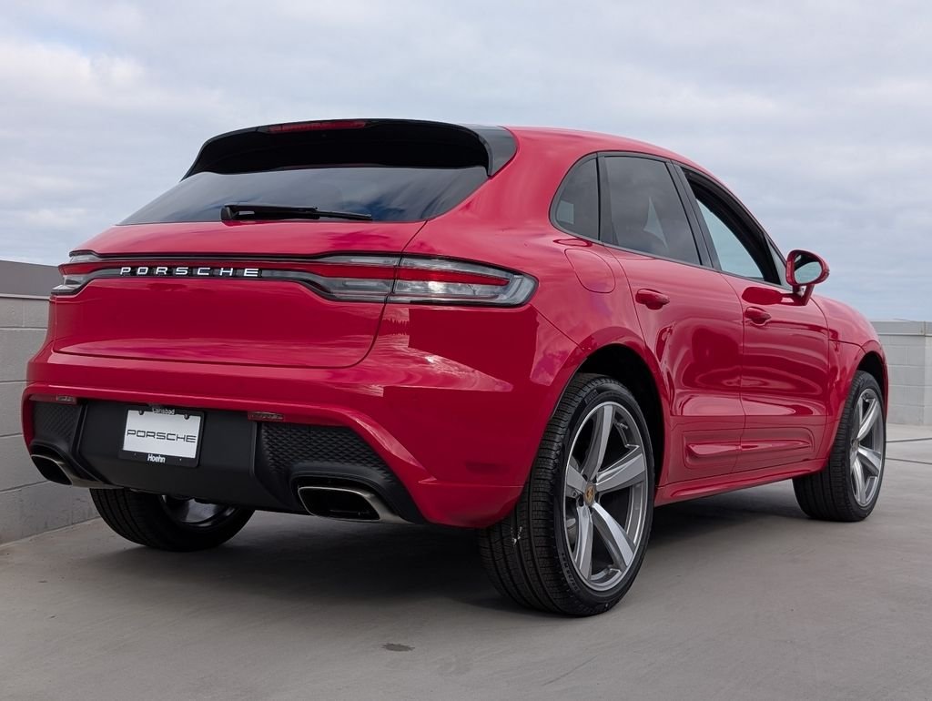 2026 Porsche Macan T - Photo 23