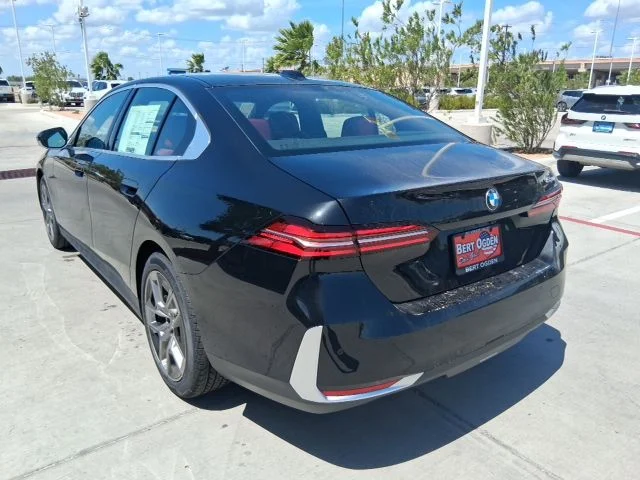 New 2027 Black Sapphire Metallic BMW 530i image 4