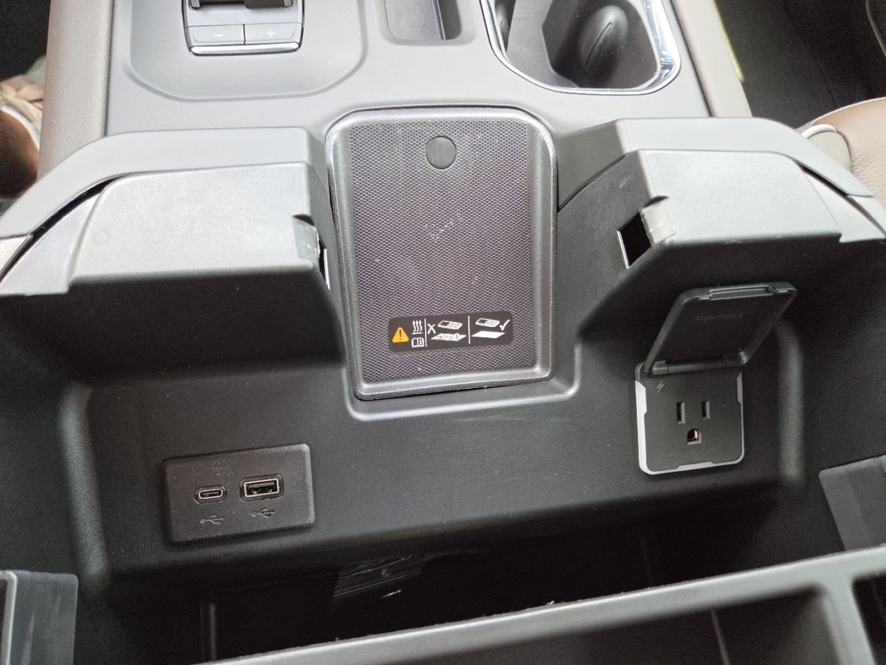 2026 GMC Sierra 1500 Denali - Photo 9