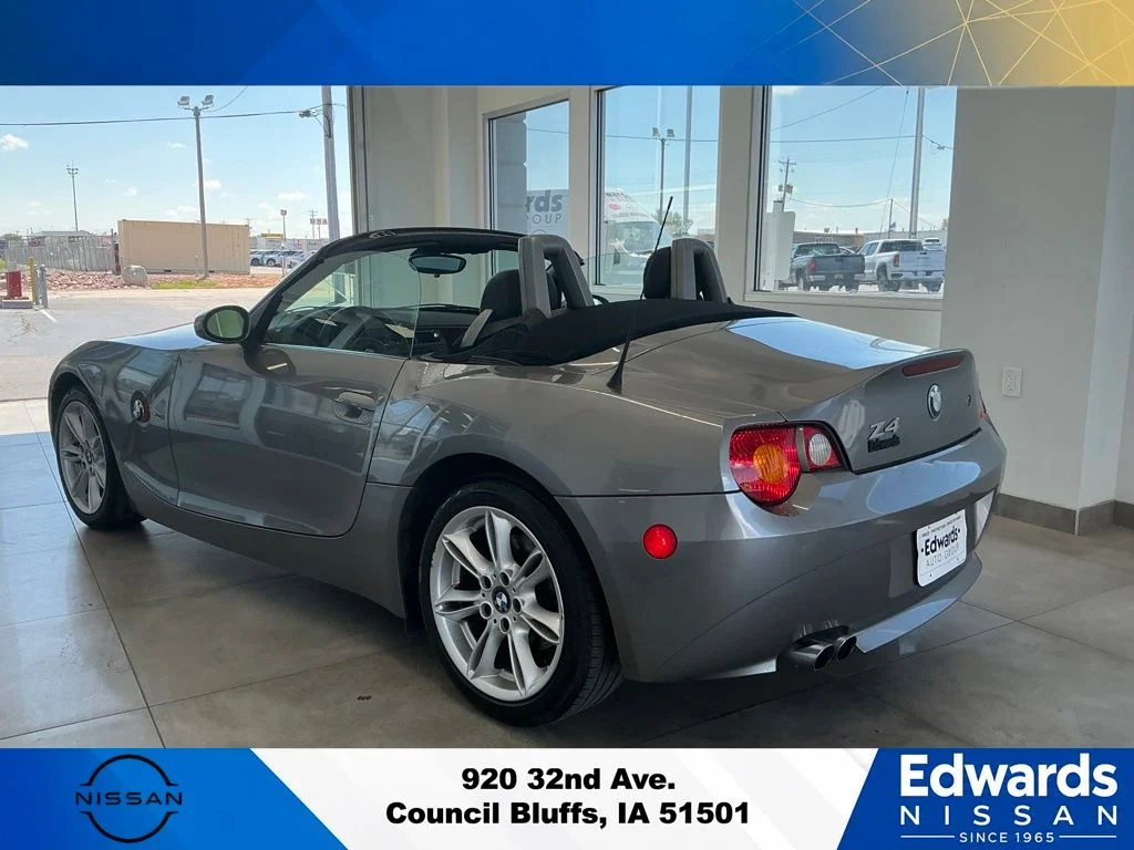 Used 2003 Gray BMW 3.0i image 5