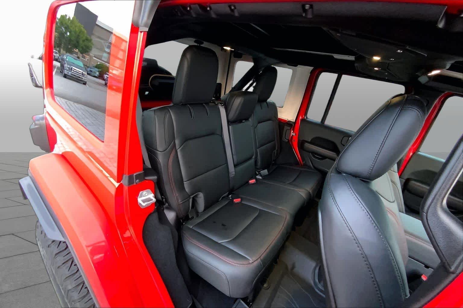 Certified Used 2026 Firecracker Red Clearcoat Jeep Rubicon X image 18