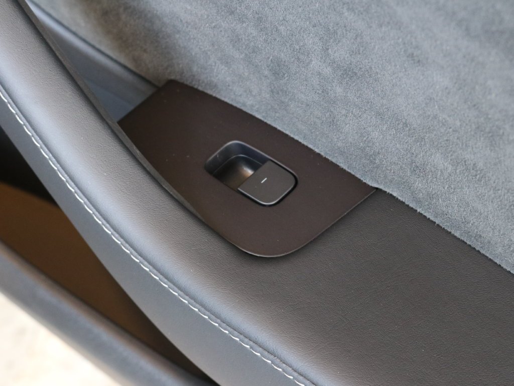 Used 2022 Silver Tesla Long Range image 34