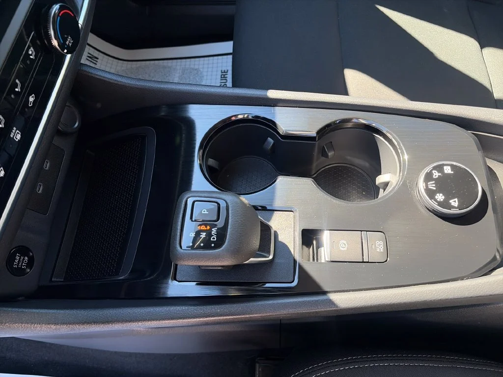 Used 2024 Gray Nissan S image 23