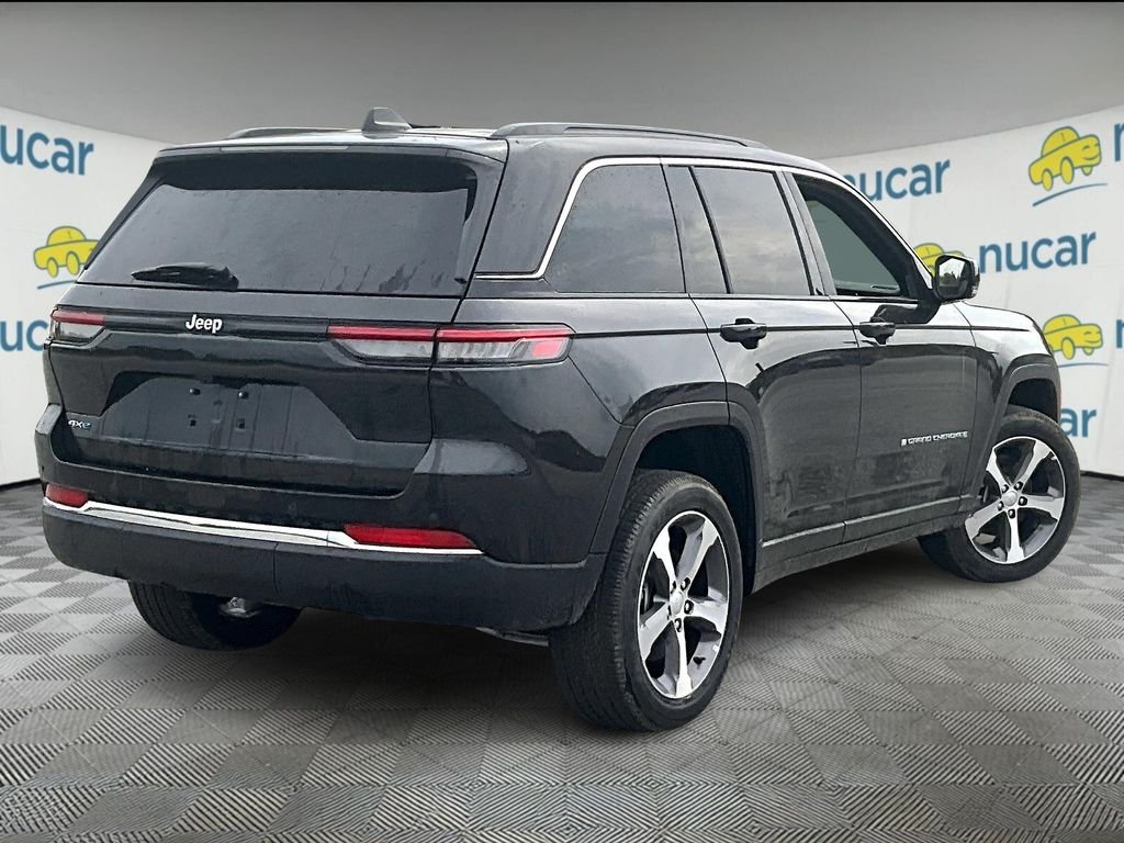 New 2024 Rocky Mountain Pearlcoat Jeep 4xe image 6